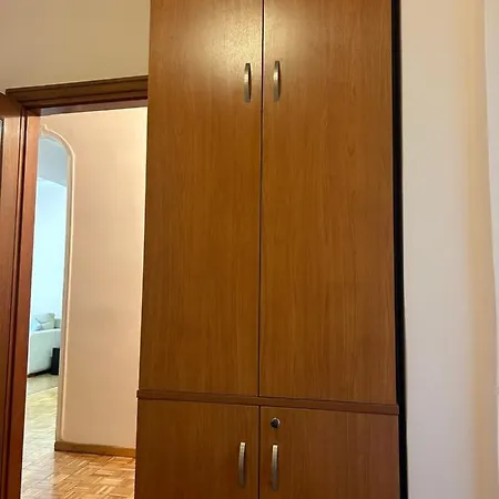 Central Family Apartment